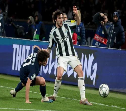 亚冬会双旗,手璀璨亮相,中国冬季运,乐竞体育官网,乐竞体育官网入口,乐竞体育网站,乐竞体育官网娱乐,乐竞体育,乐竞体育登录入口