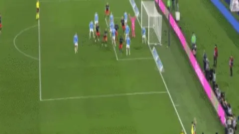 拜仁核心回归！格雷茨卡险失位置后重返核心阵容，国家队表现卓越